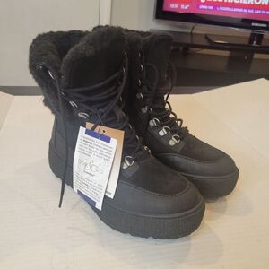 Bos. & Co. Black Women Snow Boots Size 6